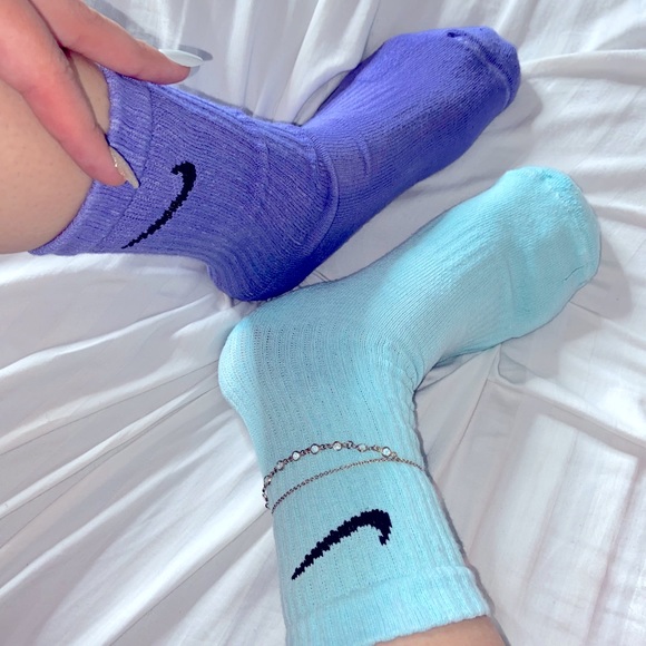 3PACK NIKE COLORED SOCKS ๐๐จ - Picture 3 of 5
